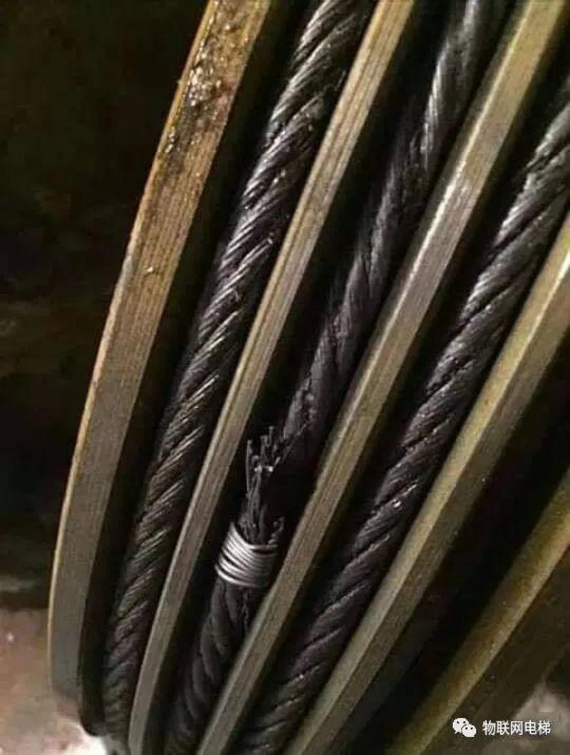 电梯安全，你了解多少？今天我们就来聊聊那些在高层建筑中默默工作的“隐形守护者”——电梯钢丝绳。